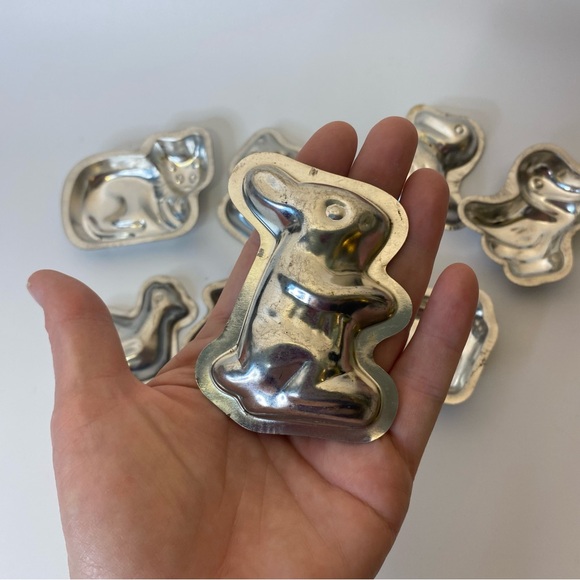 Set of 8 vintage tin chocolate molds - Picture 7 of 8